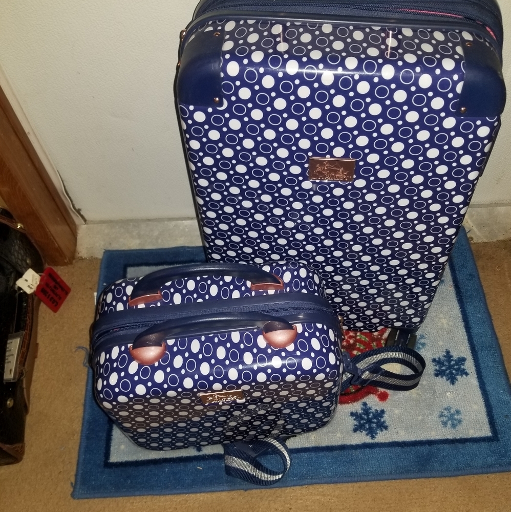 2 piece small luggage set